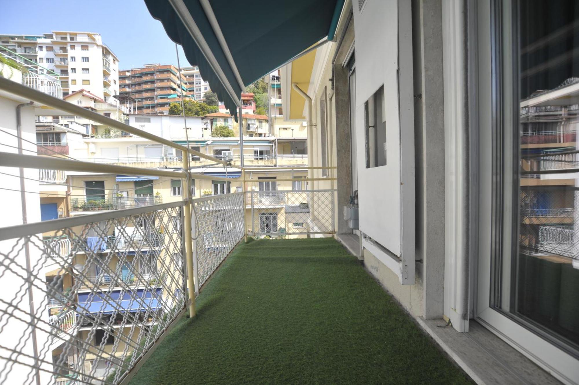 Casa Rosa Lucia Centrale Con Parcheggio Sanremo Luaran gambar