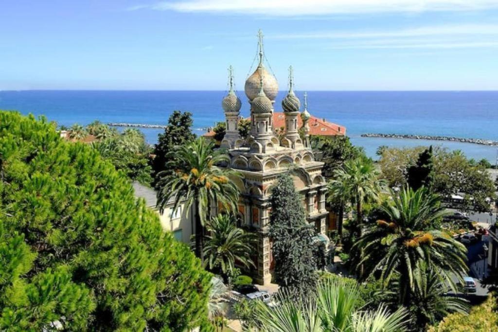 Casa Rosa Lucia Centrale Con Parcheggio Sanremo Luaran gambar
