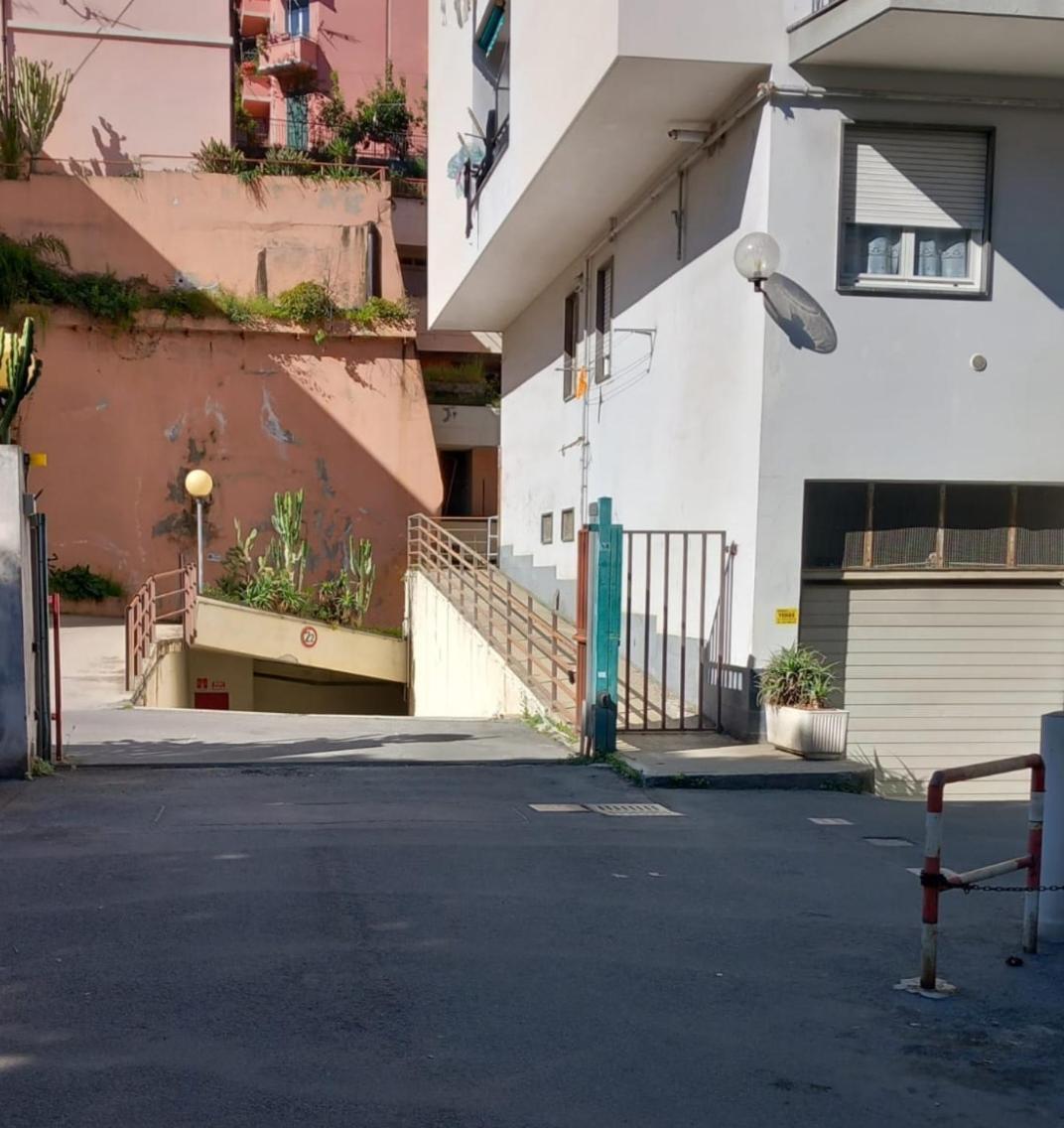 Casa Rosa Lucia Centrale Con Parcheggio Sanremo Luaran gambar