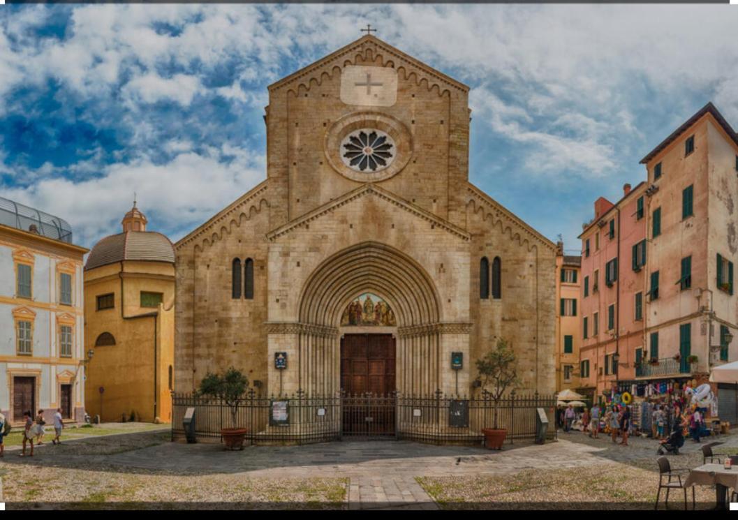 Casa Rosa Lucia Centrale Con Parcheggio Sanremo Luaran gambar